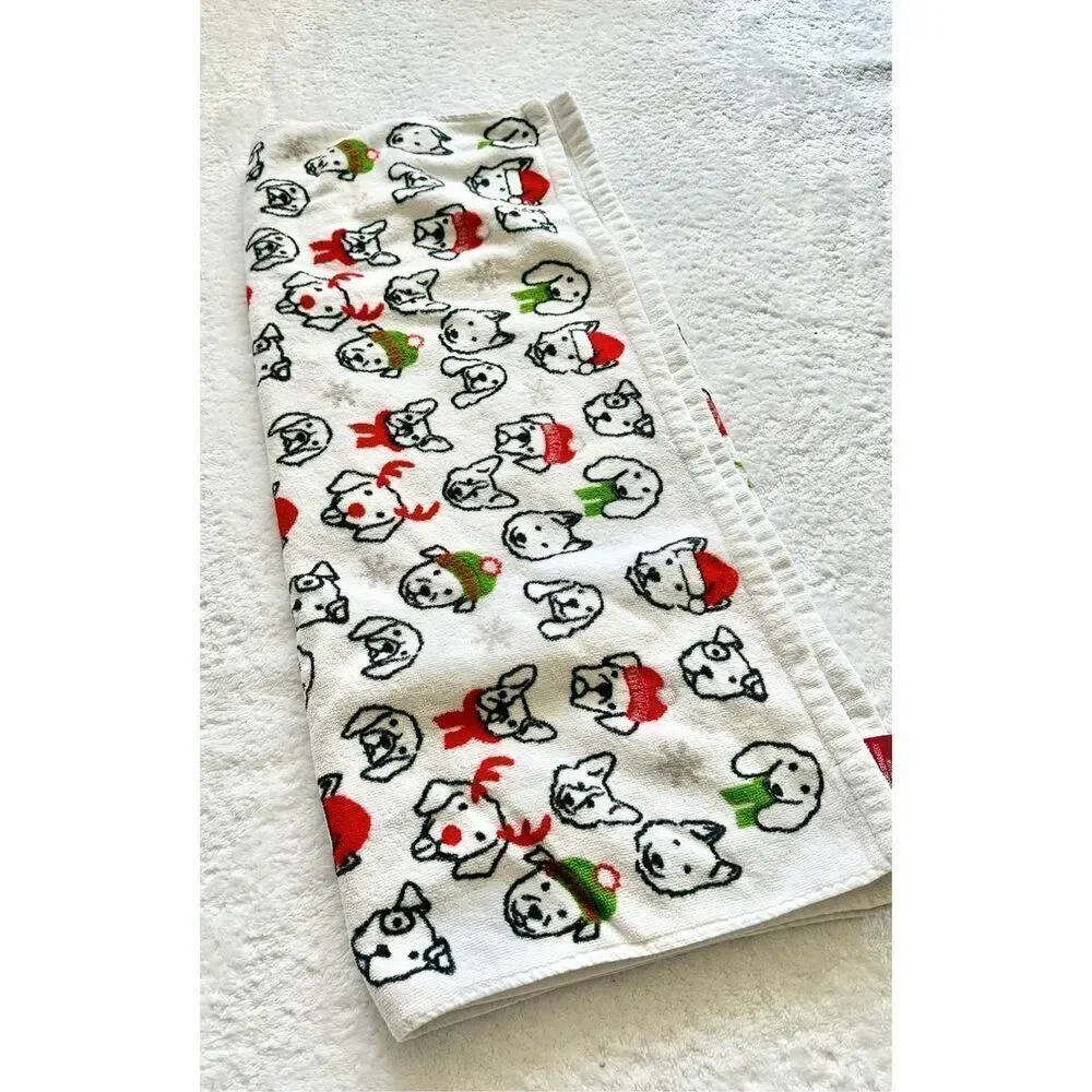 CASABA home - Christmas puppy dog red, green, white, and black beach towel - use